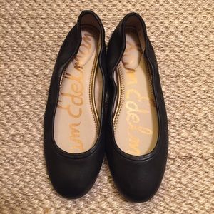 Black leather Sam Edelman flats